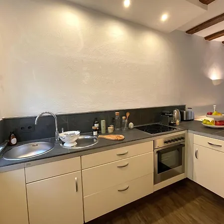 2 Kleine Altstadt-ferienwohnungen Mit Garten & Herz Appartamento