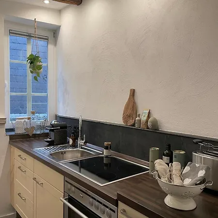 2 Kleine Altstadt-ferienwohnungen Mit Garten & Herz *