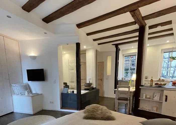 2 Kleine Altstadt-ferienwohnungen Mit Garten & Herz 公寓