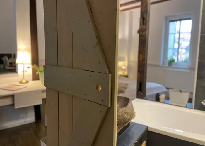 2 Kleine Altstadt-ferienwohnungen Mit Garten & Herz