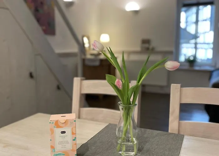 2 Kleine Altstadt-ferienwohnungen Mit Garten & Herz