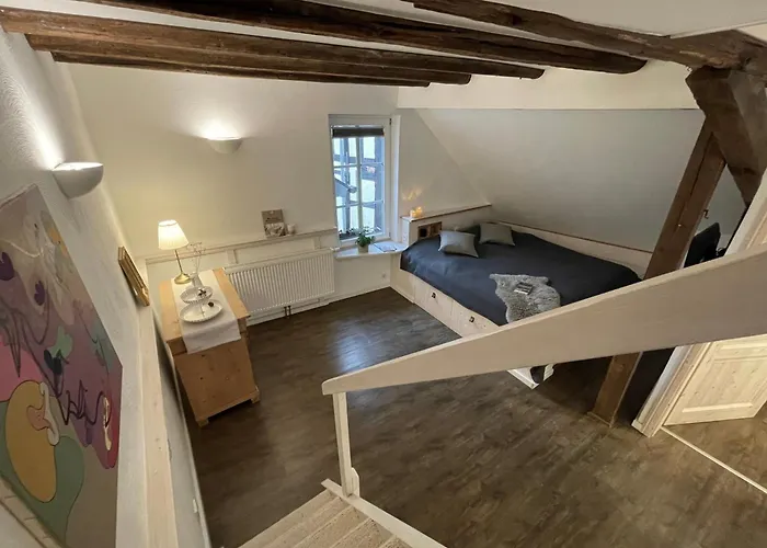 2 Kleine Altstadt-ferienwohnungen Mit Garten & Herz