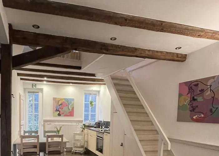 2 Kleine Altstadt-ferienwohnungen Mit Garten & Herz 巴特克罗伊茨纳赫